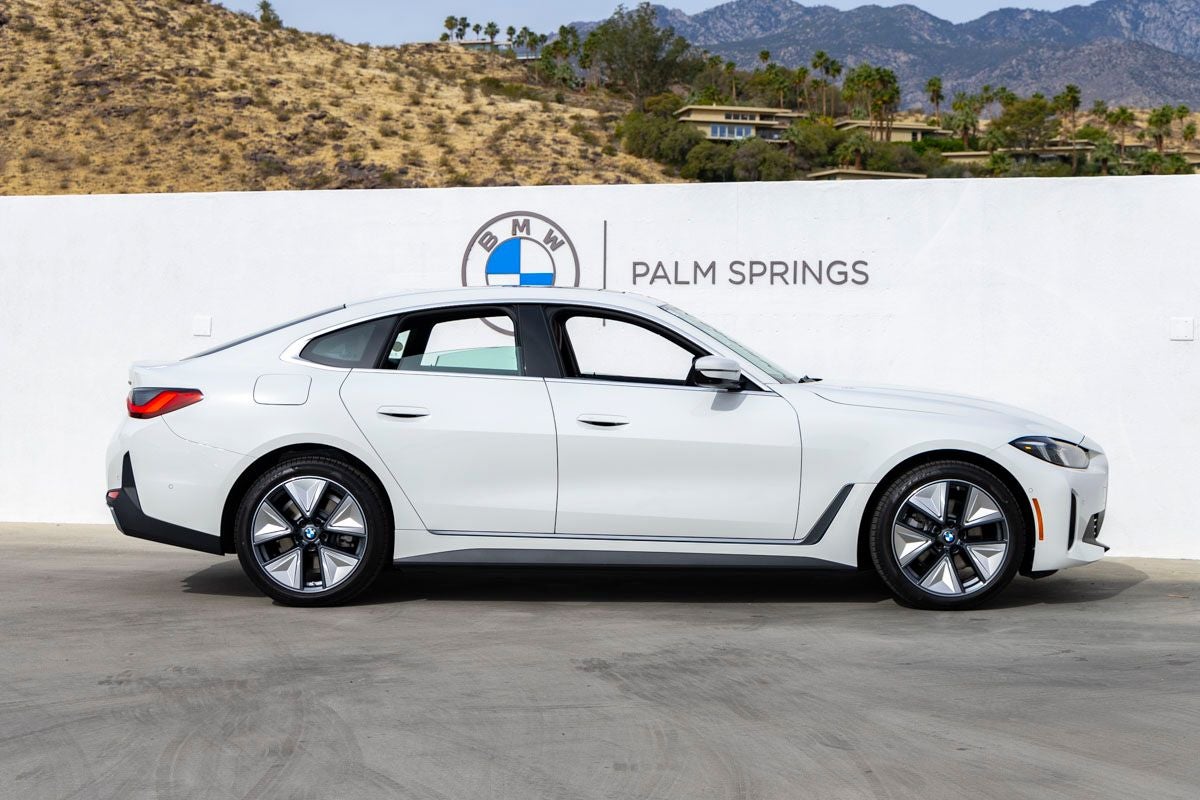 2026 BMW i4 eDrive40