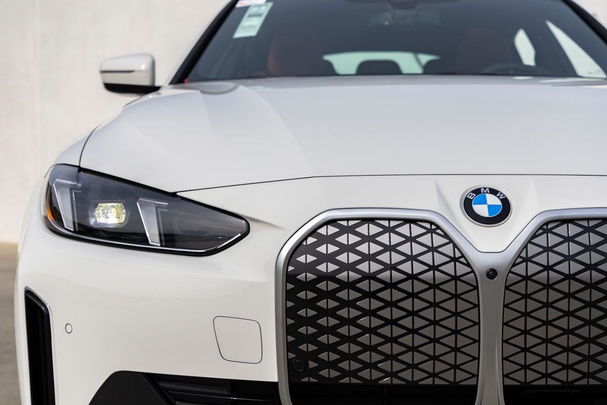2026 BMW i4 eDrive40