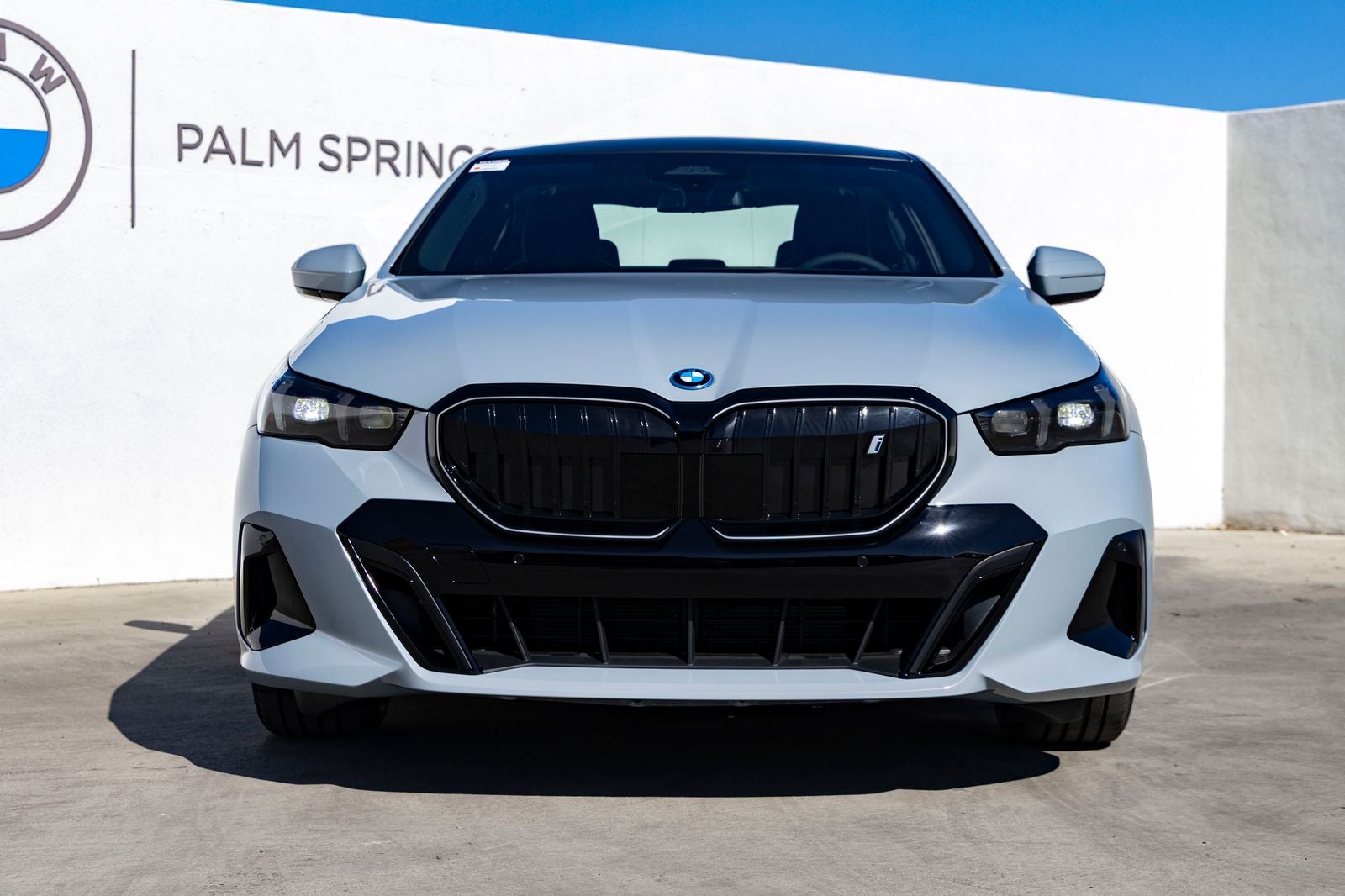 2027 BMW i5 eDrive40