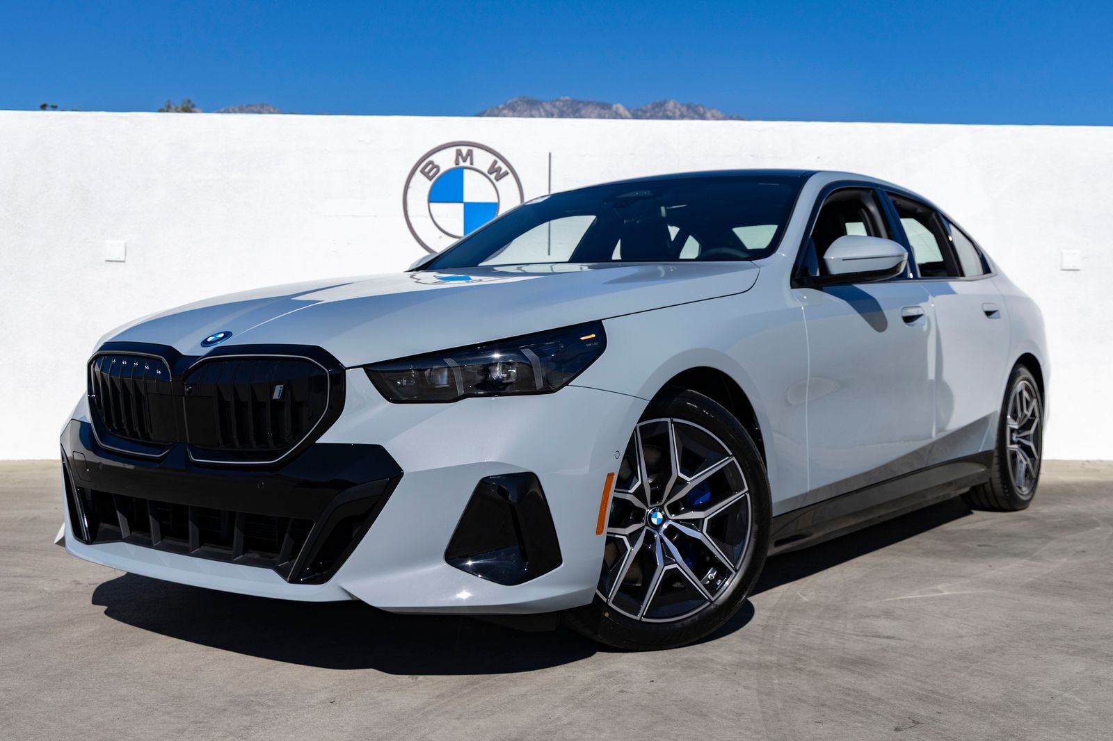 2027 BMW i5 eDrive40