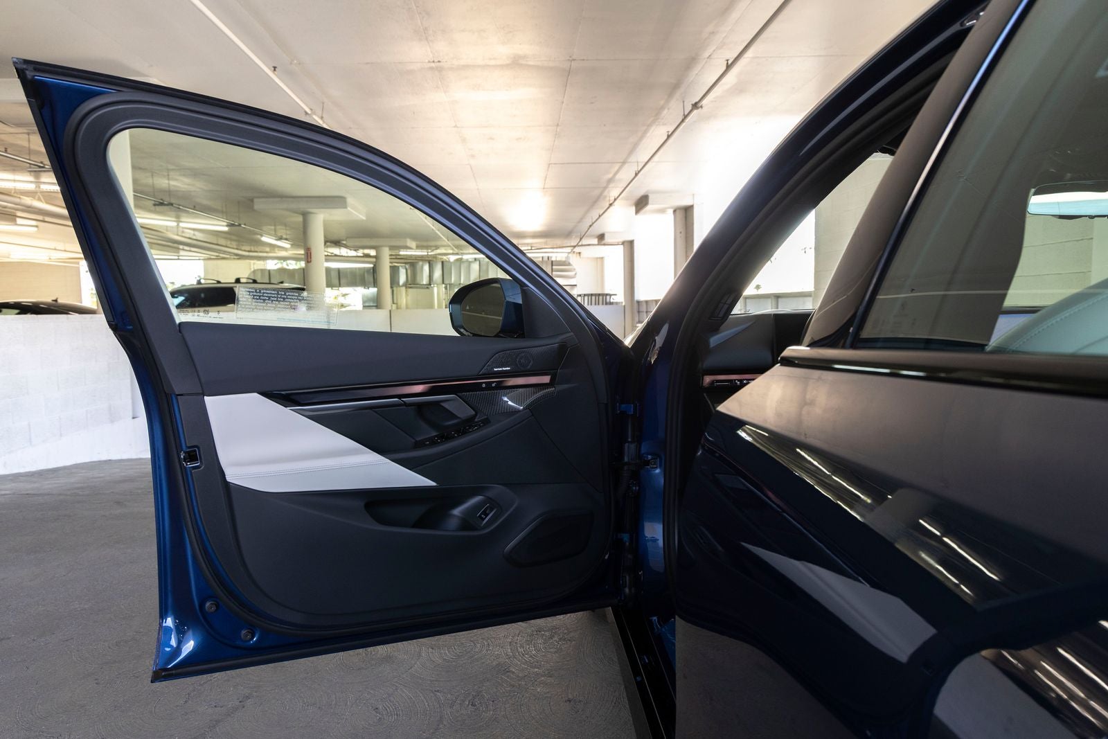 2027 BMW i5 eDrive40