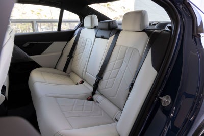 2027 BMW i5 eDrive40