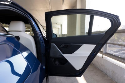 2027 BMW i5 eDrive40
