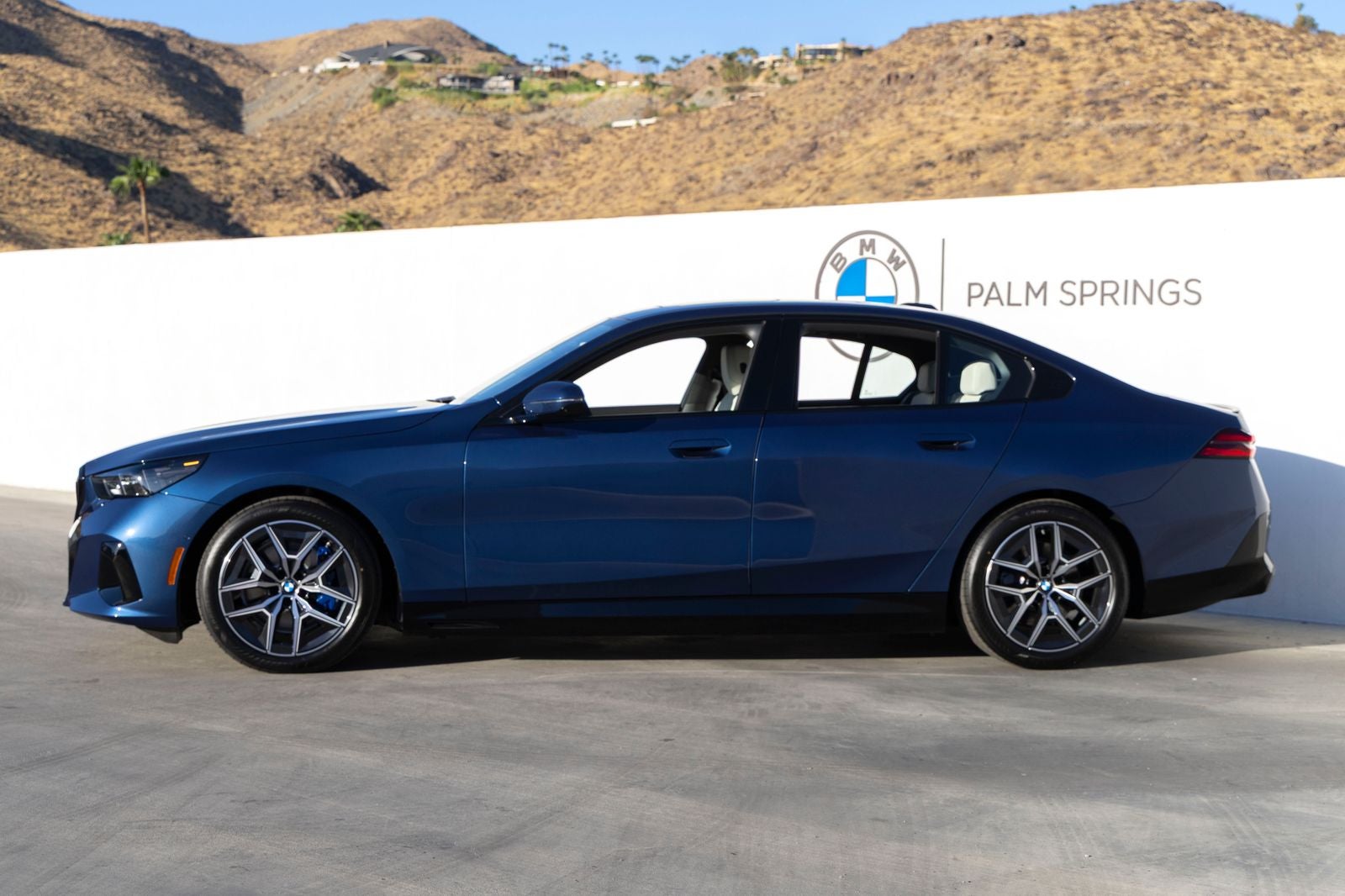 2027 BMW i5 eDrive40