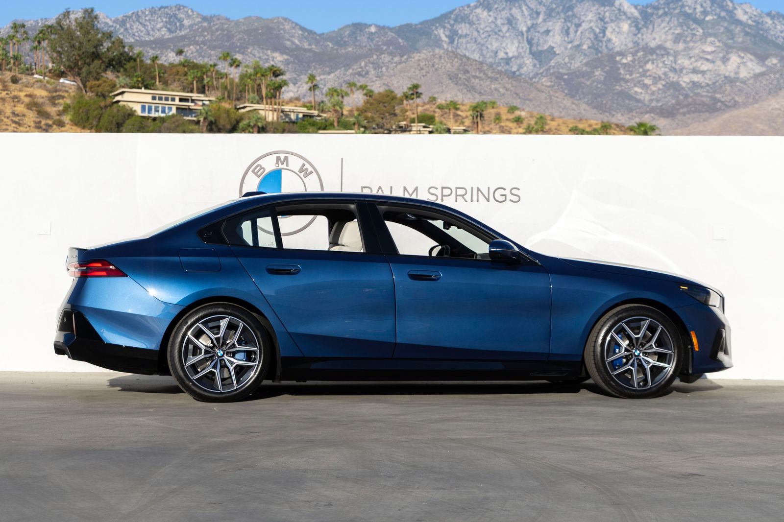 2027 BMW i5 eDrive40