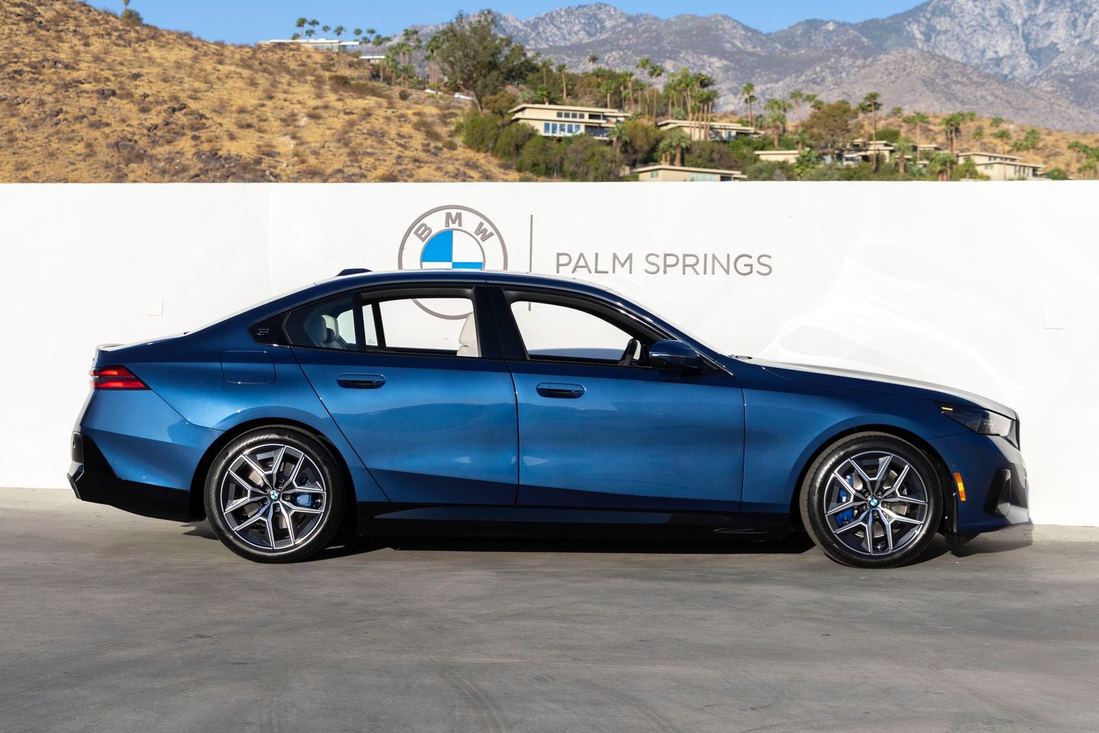 2027 BMW i5 eDrive40