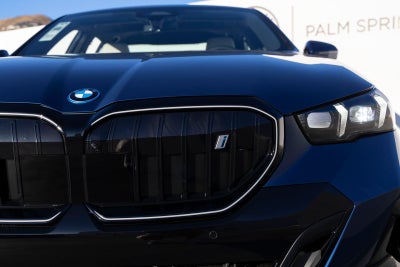2027 BMW i5 eDrive40