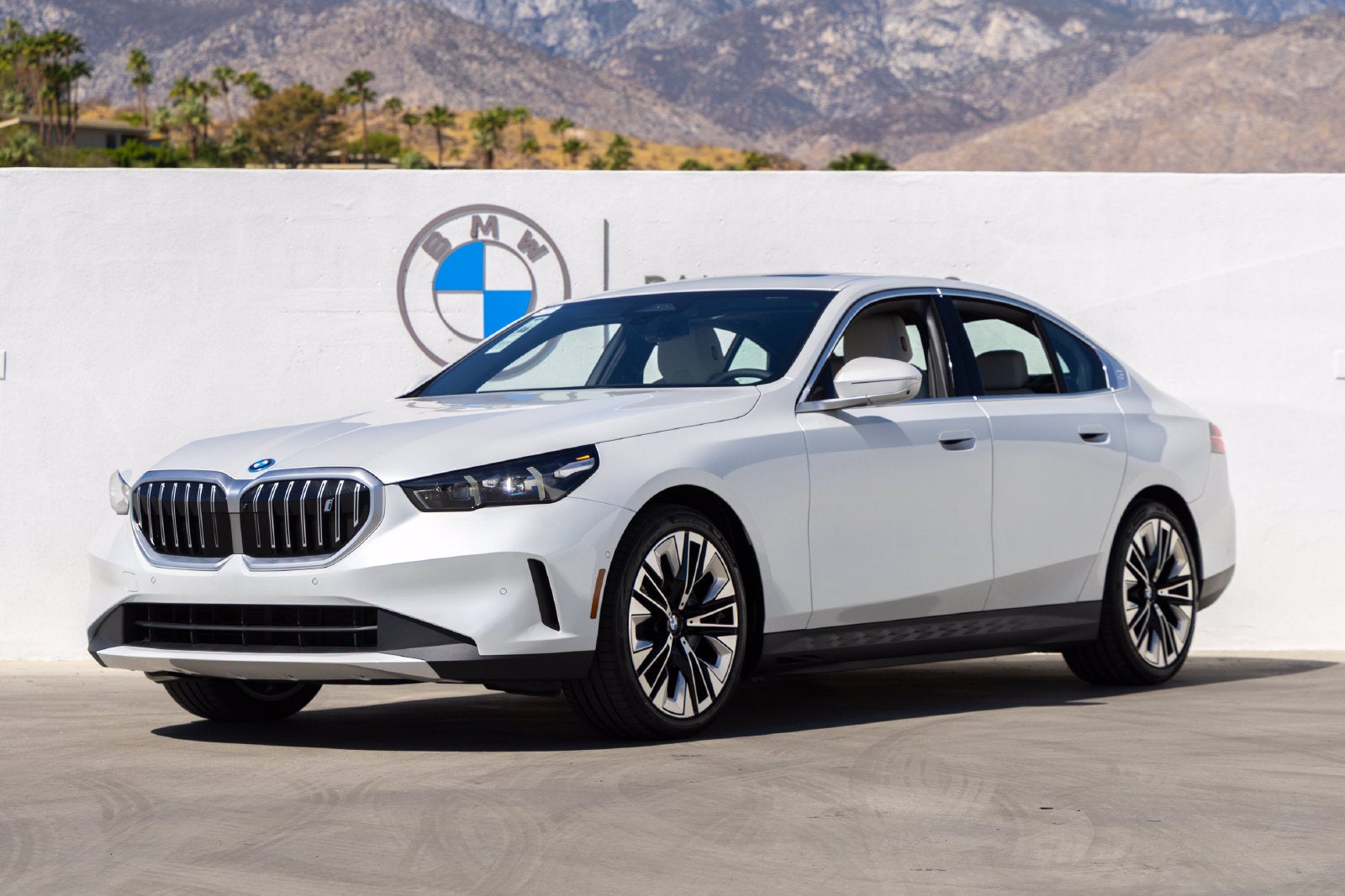 2027 BMW i5 eDrive40