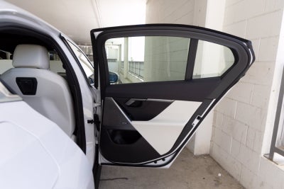 2027 BMW i5 eDrive40
