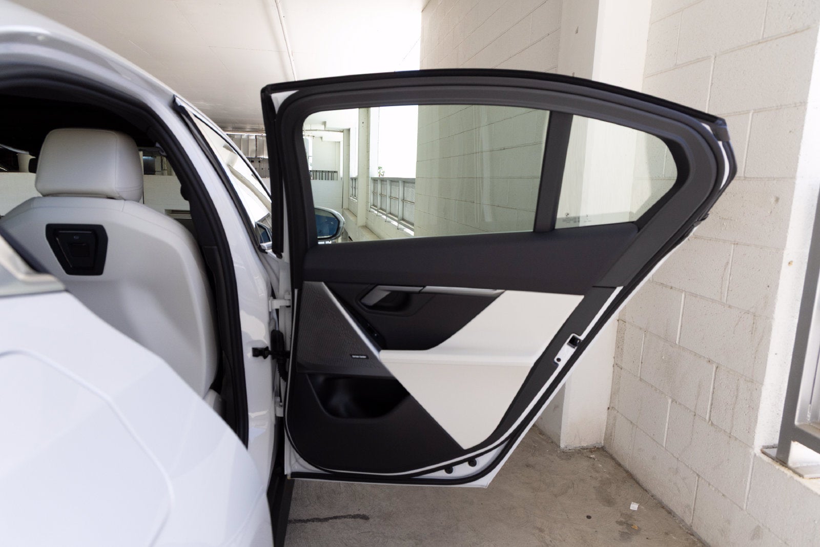 2027 BMW i5 eDrive40