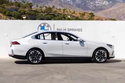 2027 BMW i5 eDrive40