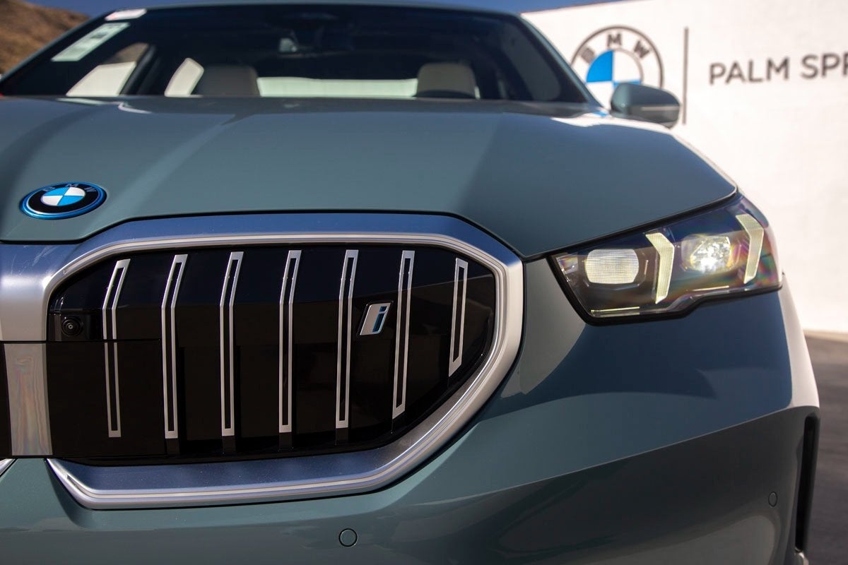 2026 BMW i5 eDrive40