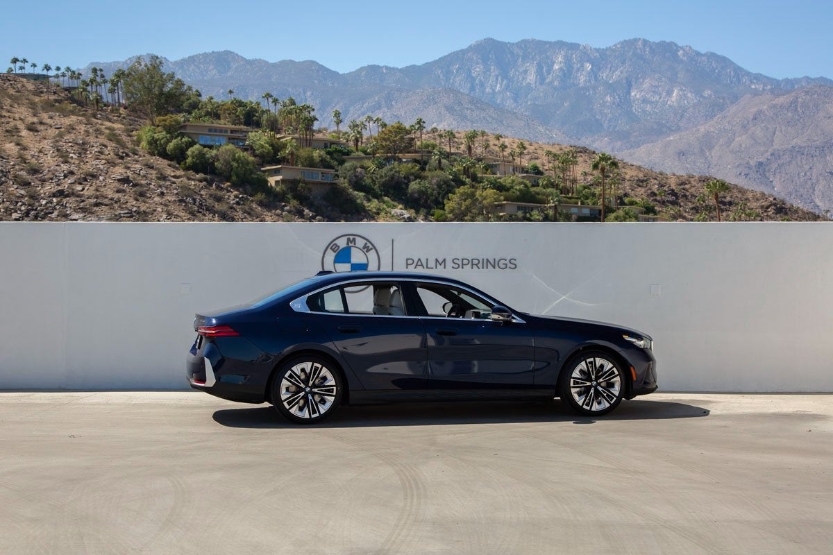 2026 BMW i5 eDrive40