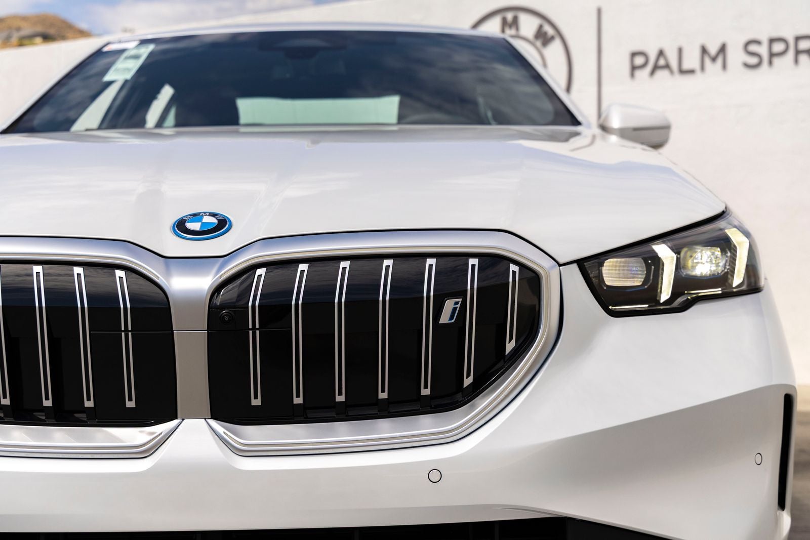 2027 BMW i5 eDrive40