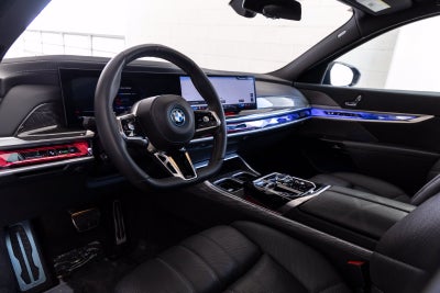 2024 BMW i7 M70 M70