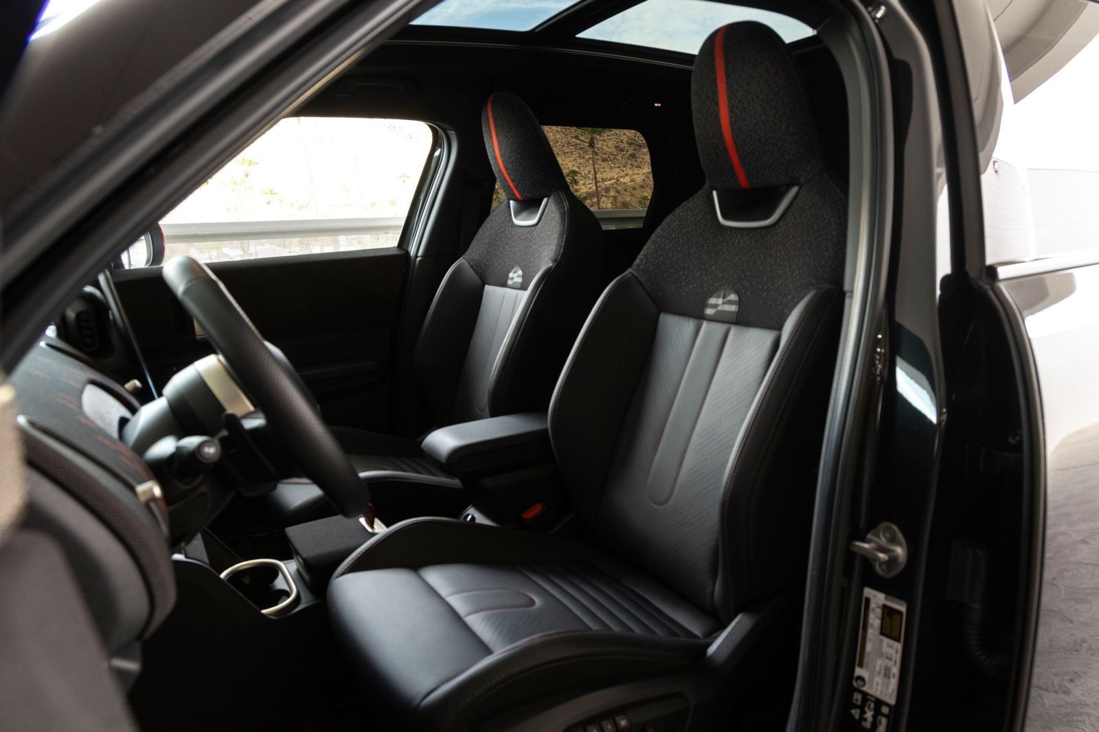 2025 MINI John Cooper Works Countryman Base