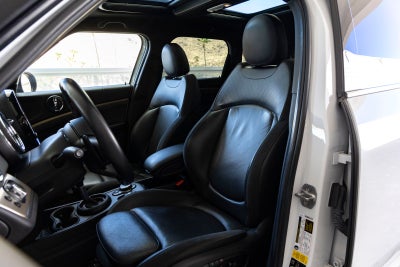 2018 MINI John Cooper Works Countryman Base