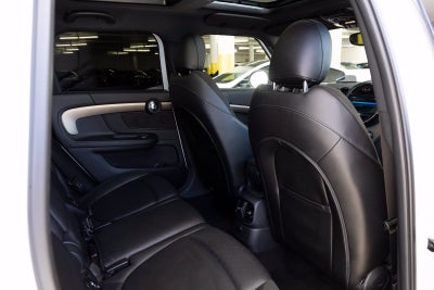 2018 MINI John Cooper Works Countryman Base