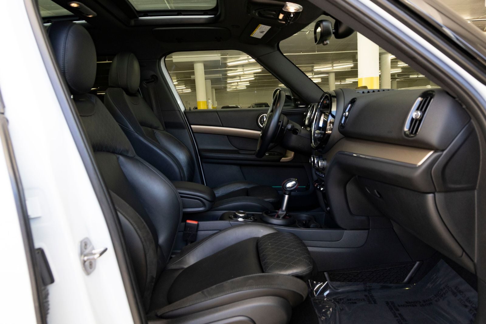 2018 MINI John Cooper Works Countryman Base