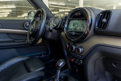 2018 MINI John Cooper Works Countryman Base