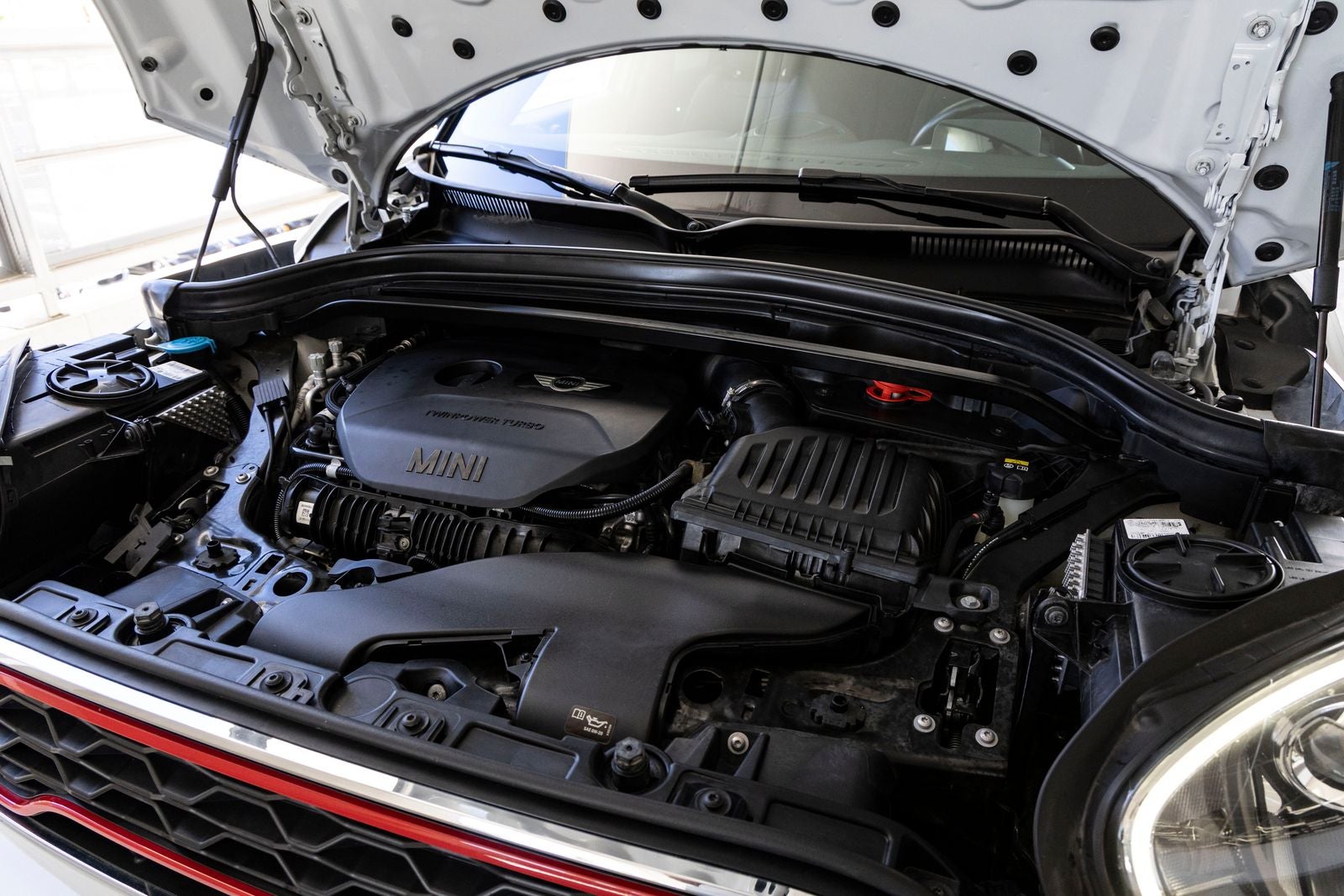2018 MINI John Cooper Works Countryman Base