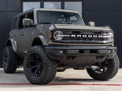 2025 Ford Bronco Outer Banks