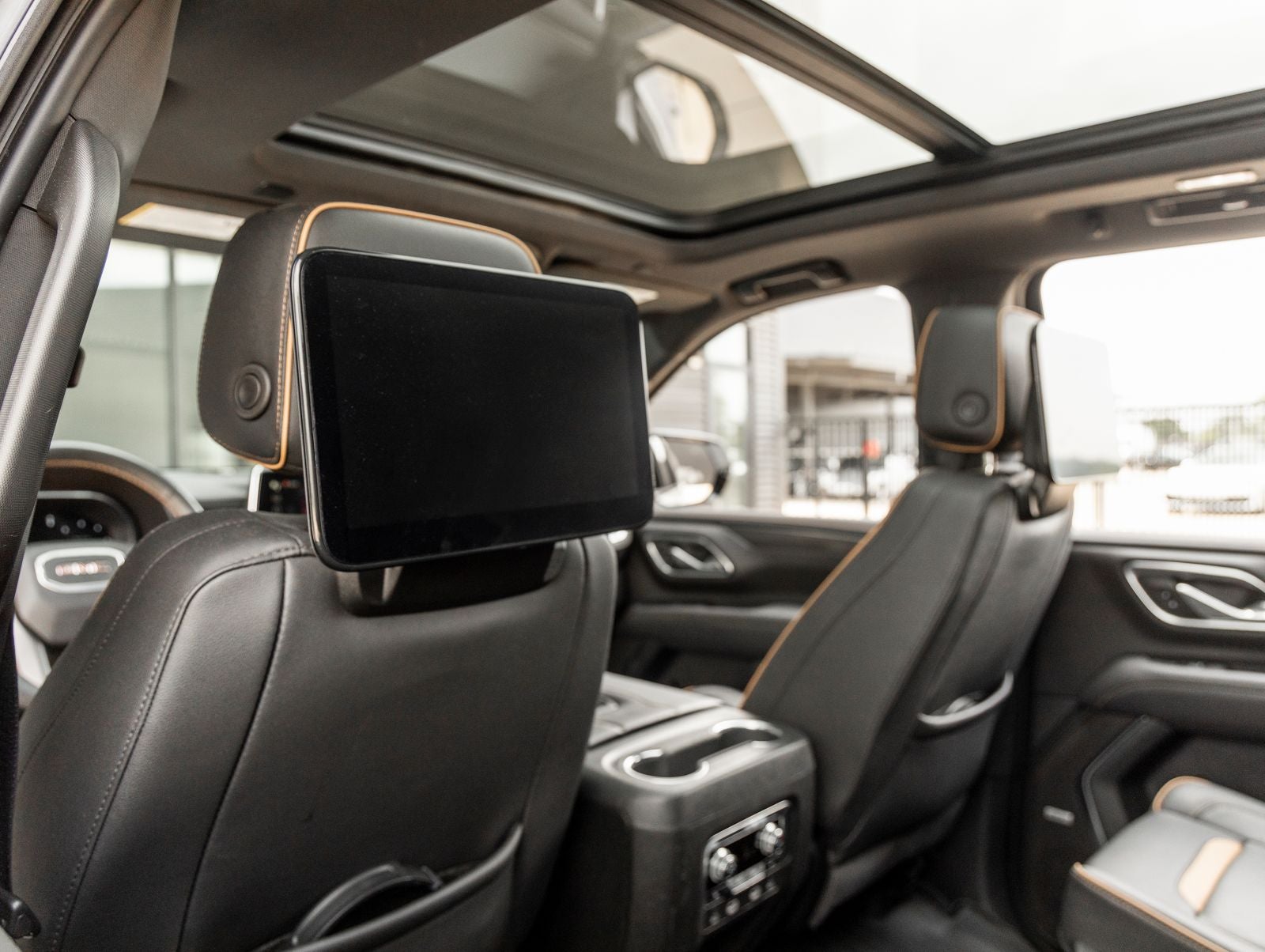 2024 GMC Yukon XL AT4