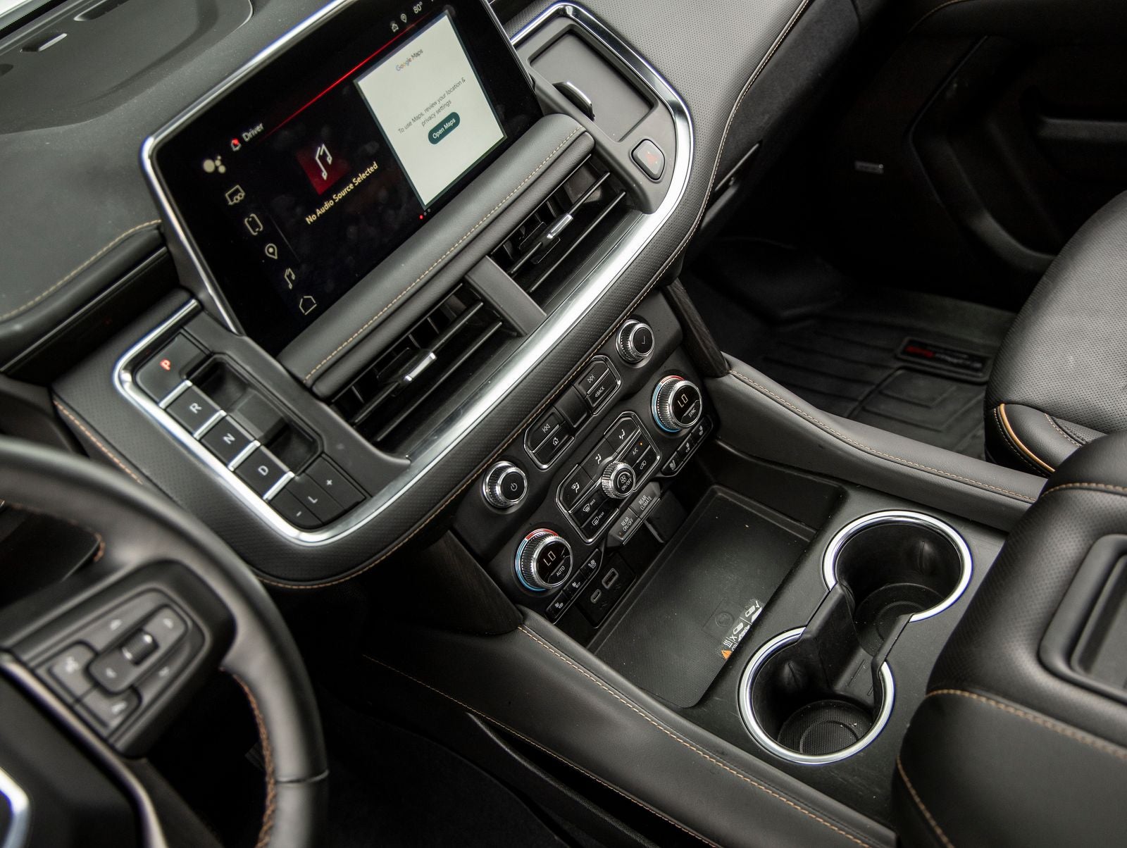 2024 GMC Yukon XL AT4