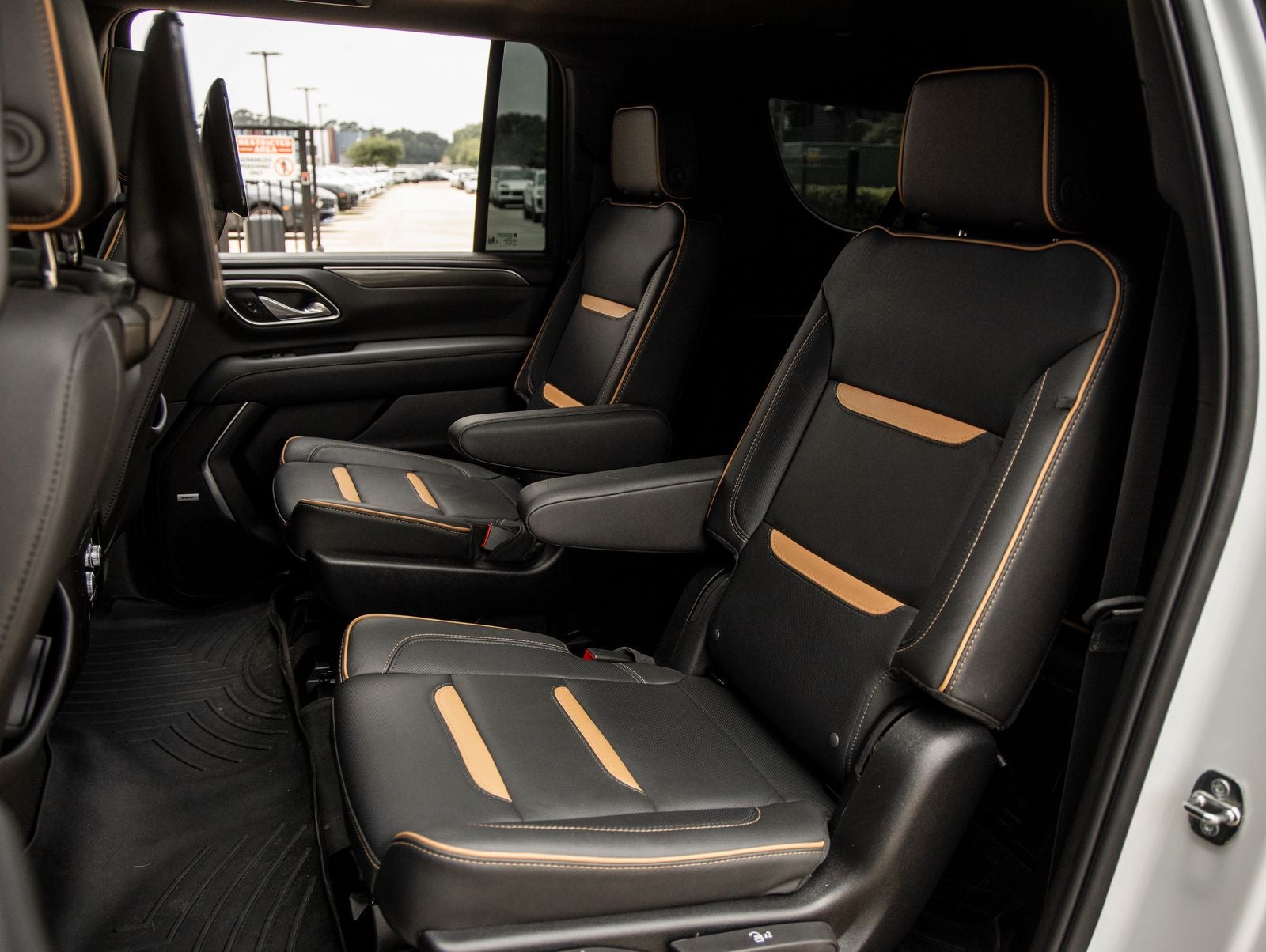2024 GMC Yukon XL AT4