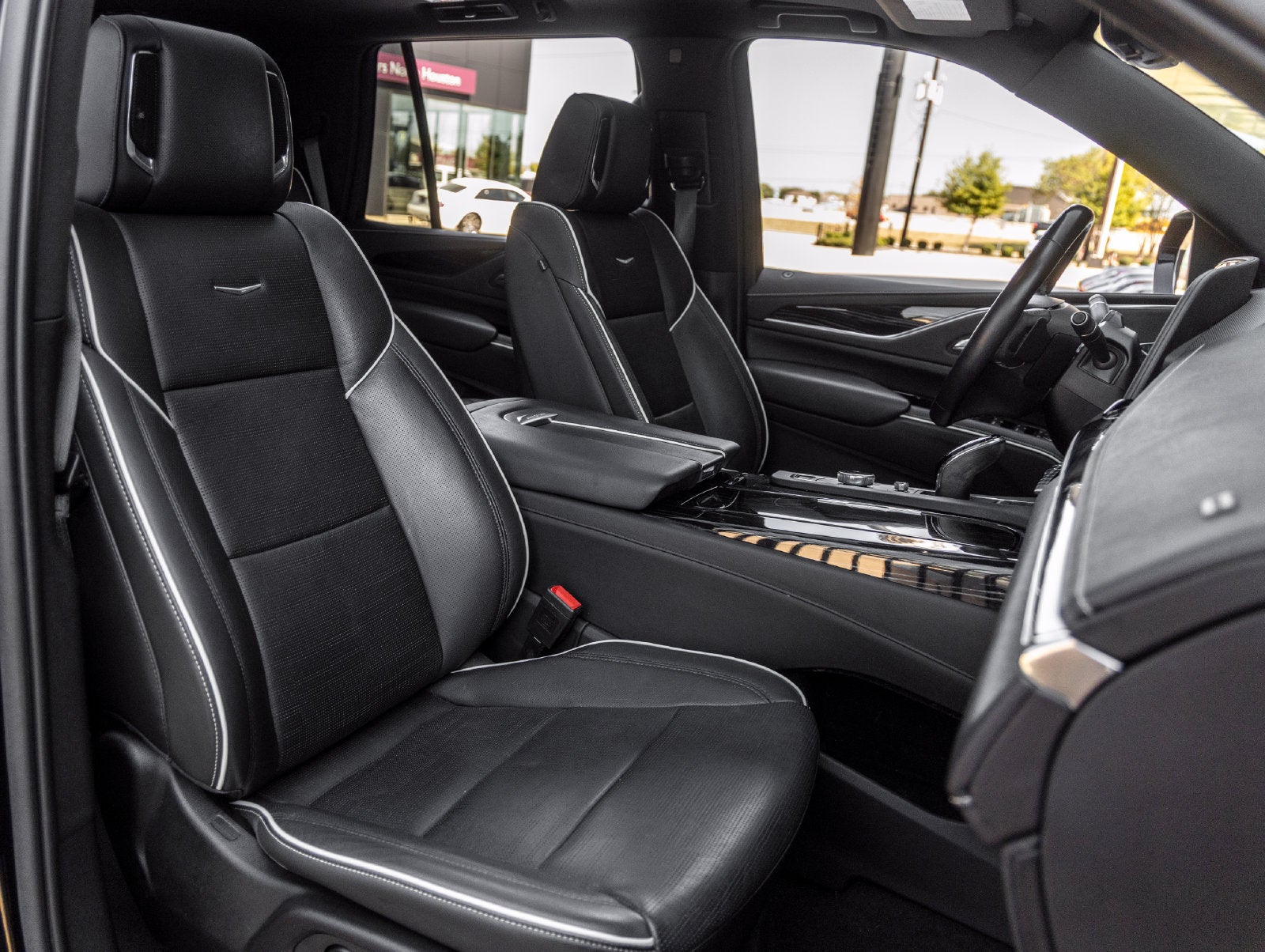 2022 Cadillac Escalade Sport