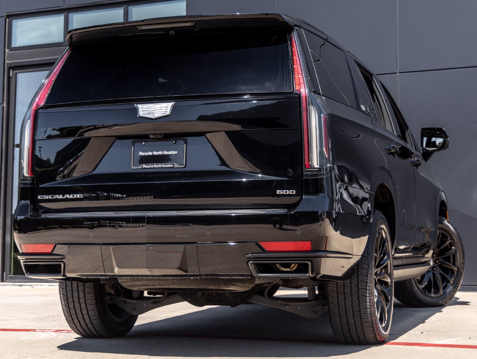 2022 Cadillac Escalade Sport