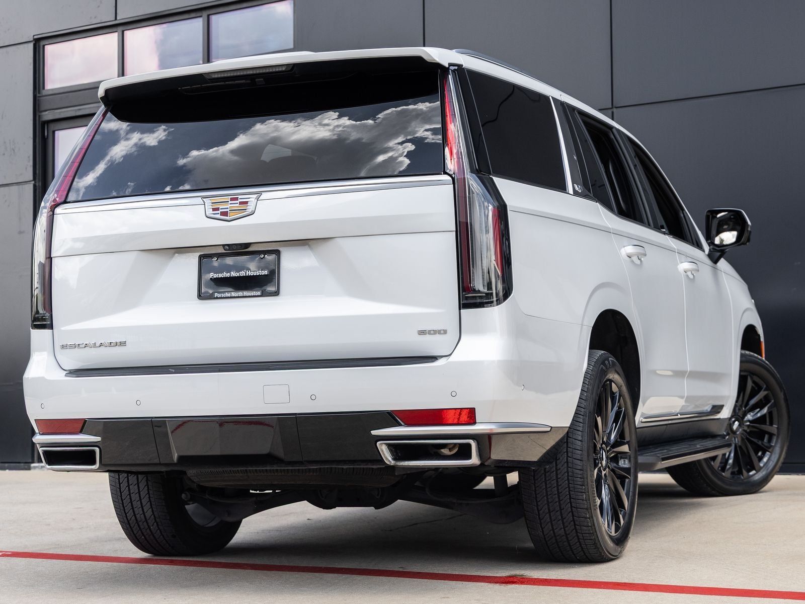 2023 Cadillac Escalade Premium Luxury