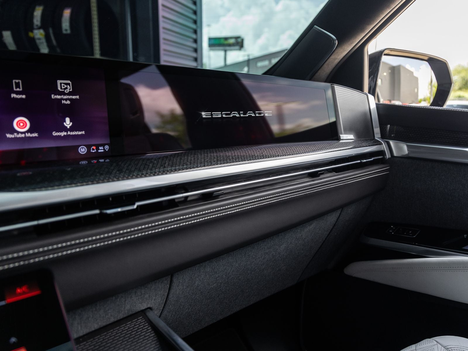 2025 Cadillac Escalade ESV V-Series