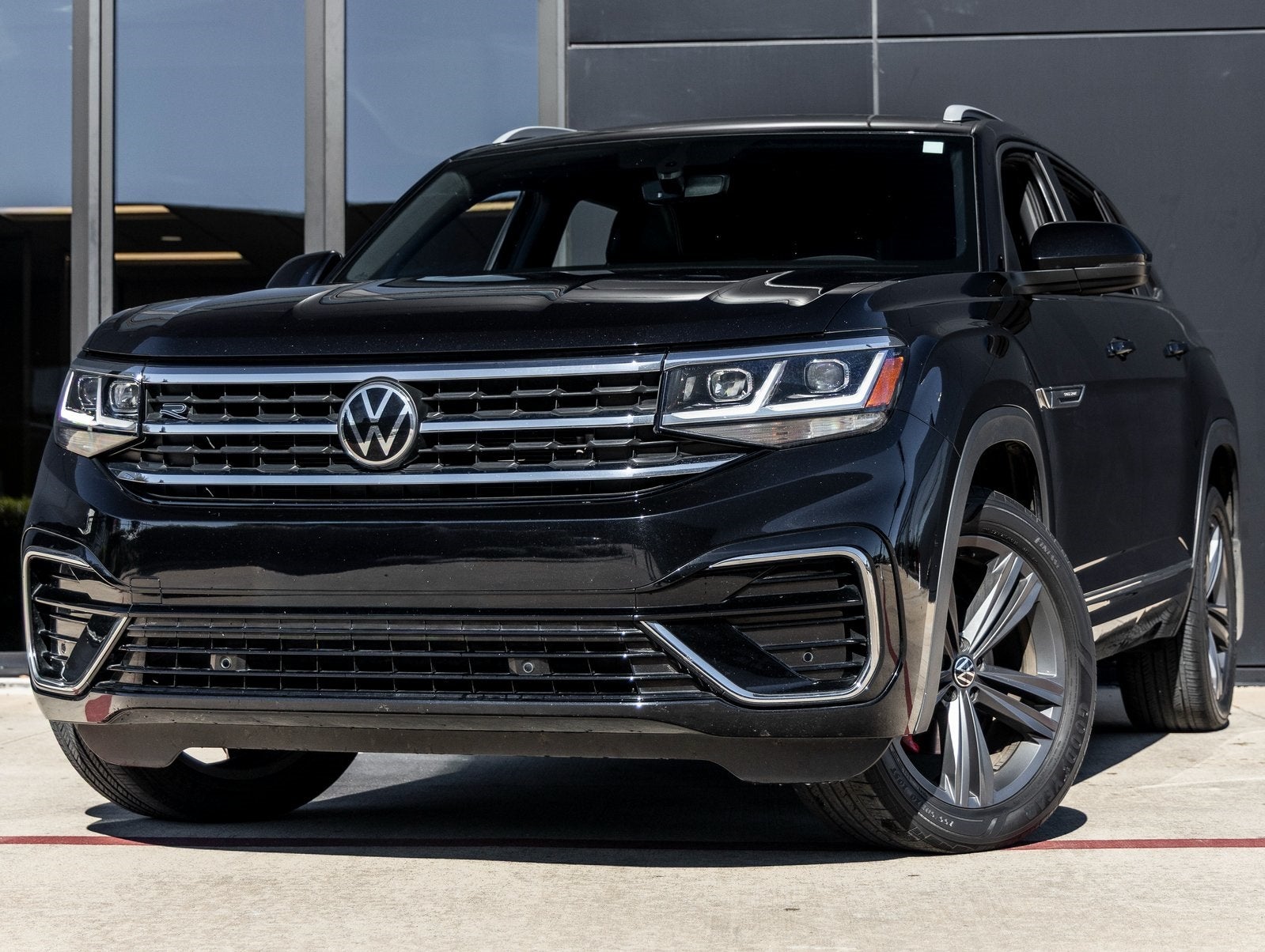 2021 Volkswagen Atlas Cross Sport 3.6L V6 SE w/Technology R-Line