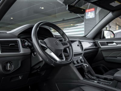 2021 Volkswagen Atlas Cross Sport 3.6L V6 SE w/Technology R-Line