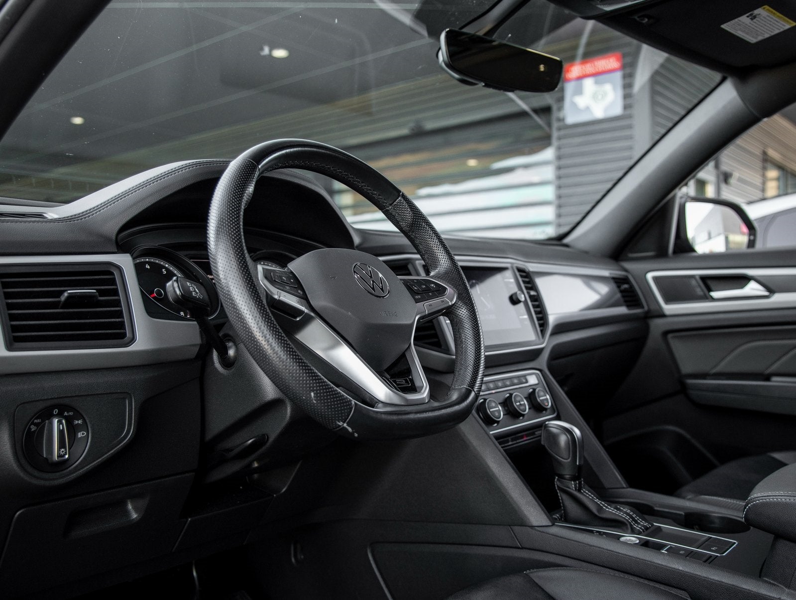 2021 Volkswagen Atlas Cross Sport 3.6L V6 SE w/Technology R-Line