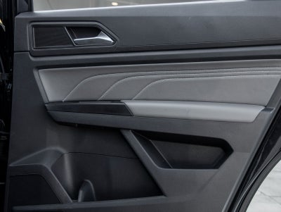 2021 Volkswagen Atlas Cross Sport 3.6L V6 SE w/Technology R-Line