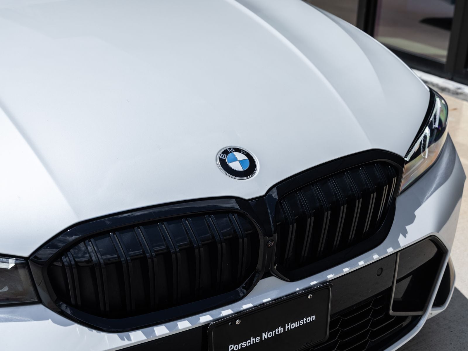 2025 BMW 3 Series 330i