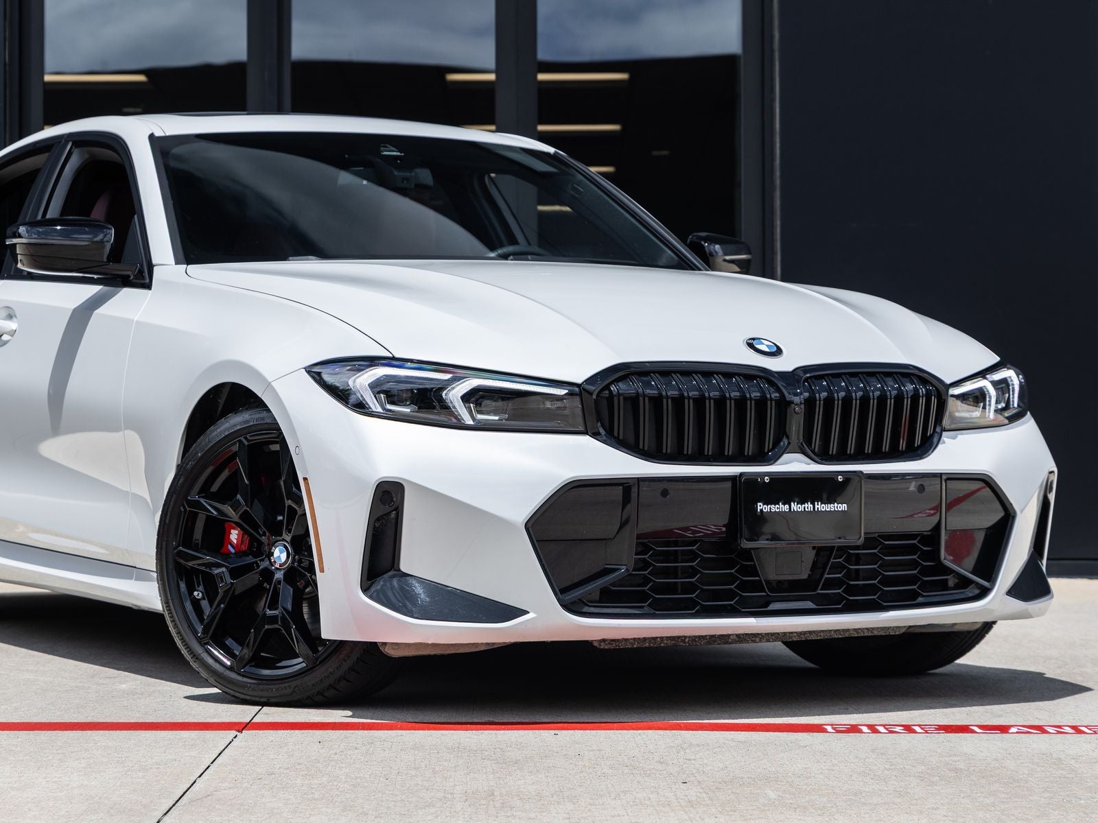 2025 BMW 3 Series 330i