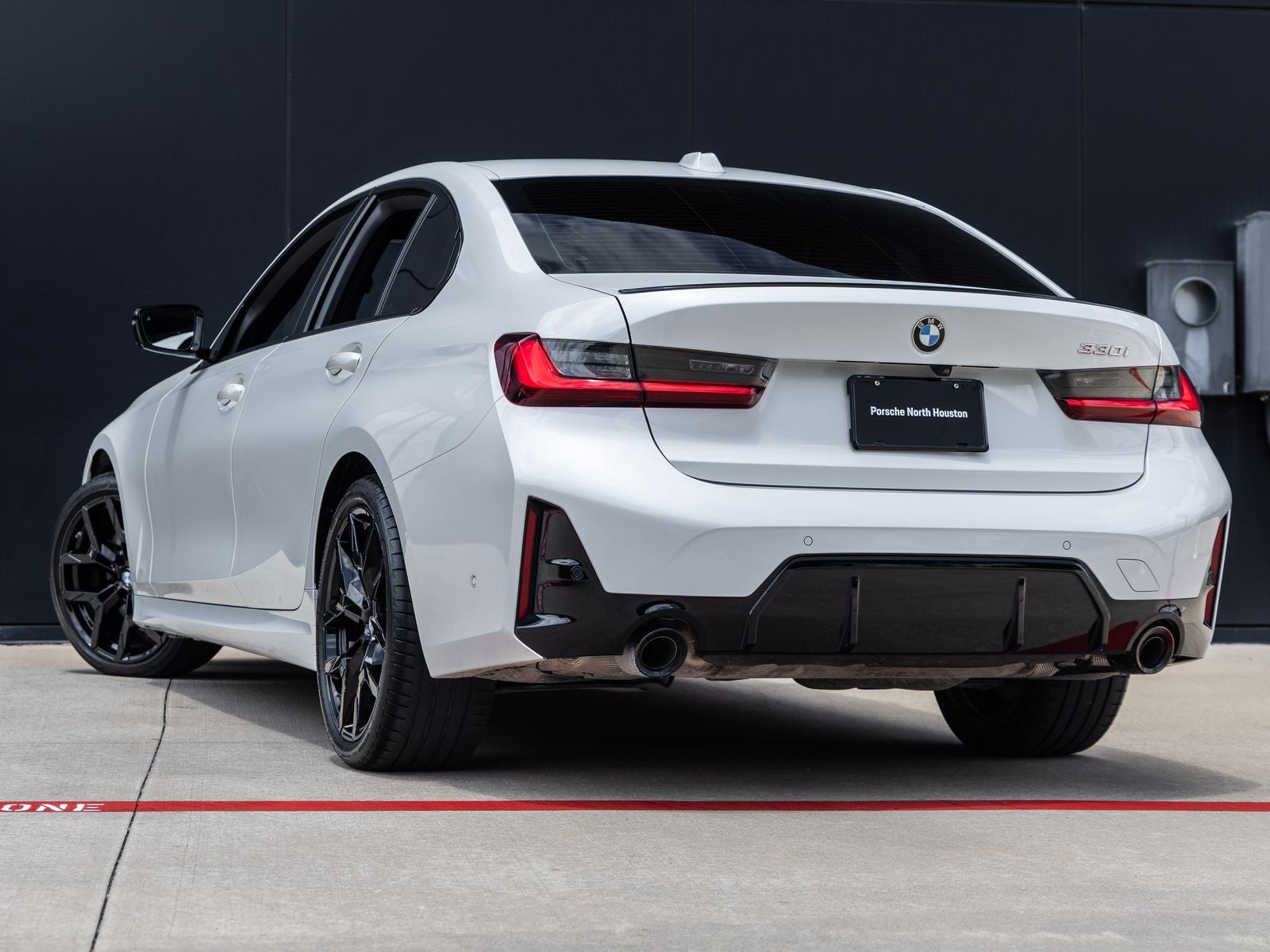 2025 BMW 3 Series 330i
