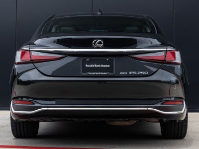 2021 Lexus ES 250