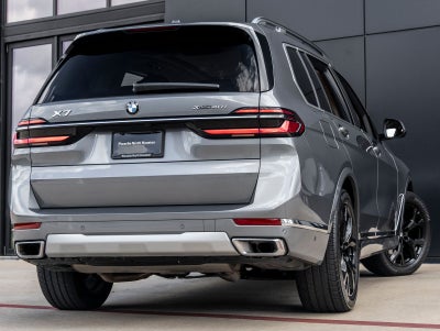 2023 BMW X7 xDrive40i
