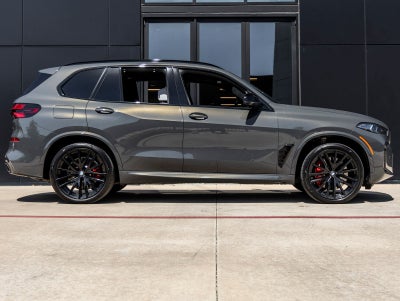 2025 BMW X5 M60i