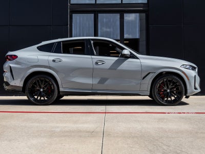 2025 BMW X6 xDrive40i