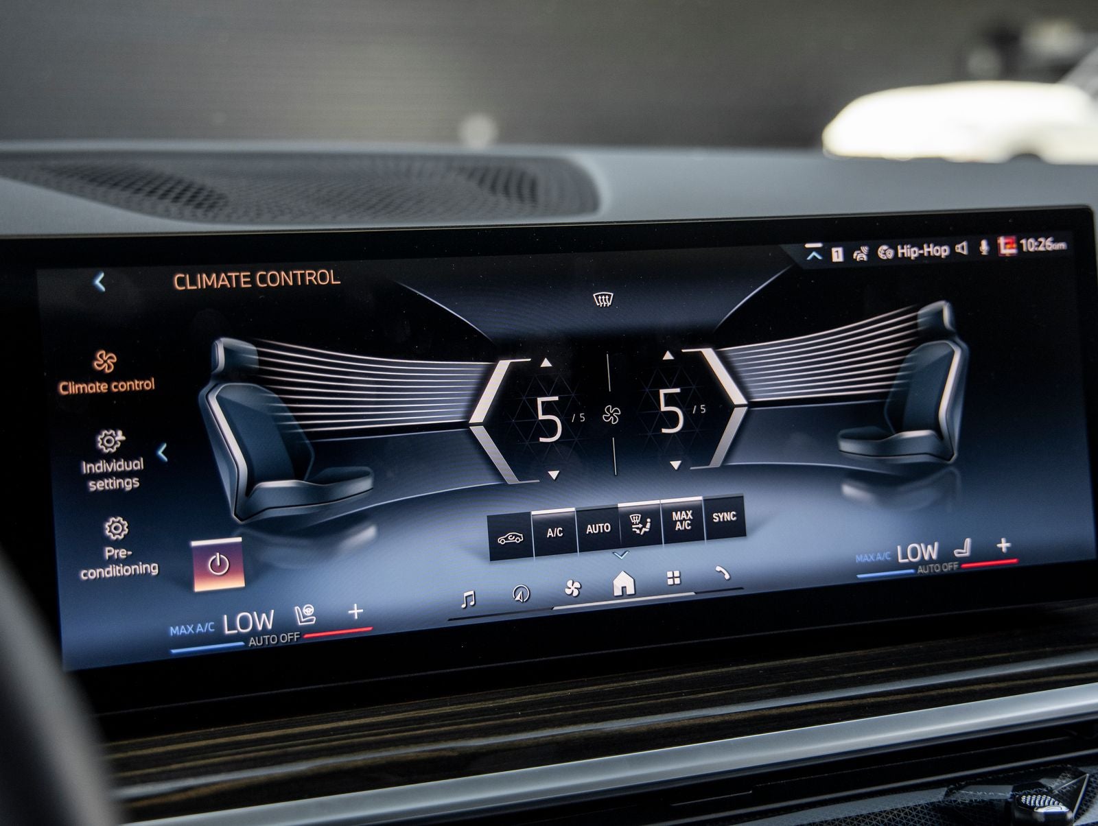 2025 BMW X6 xDrive40i