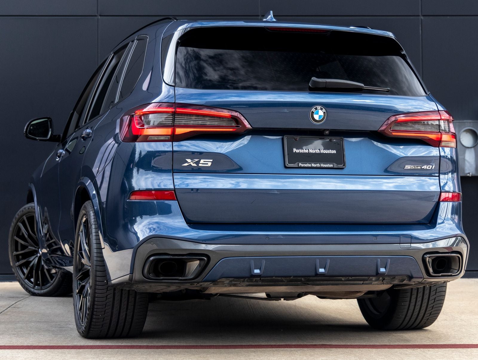 2023 BMW X5 sDrive40i