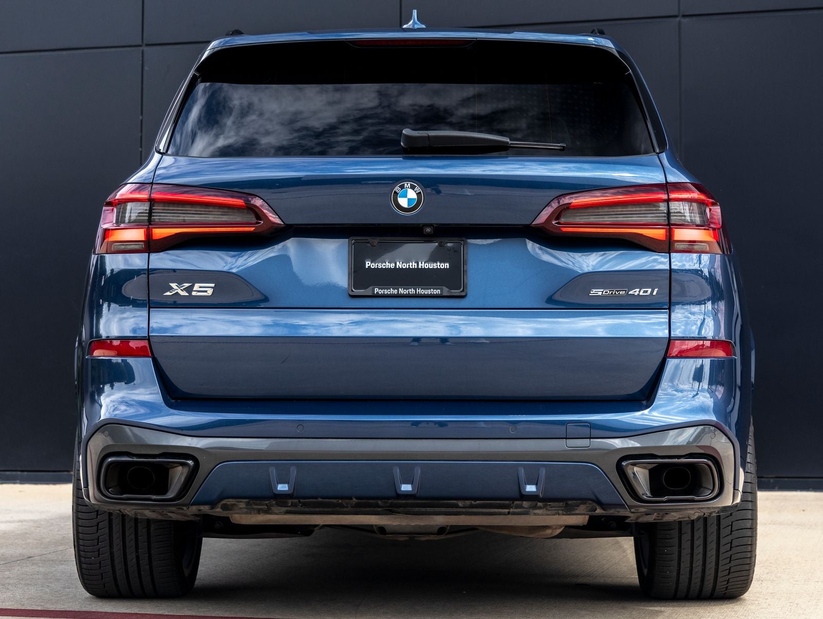 2023 BMW X5 sDrive40i