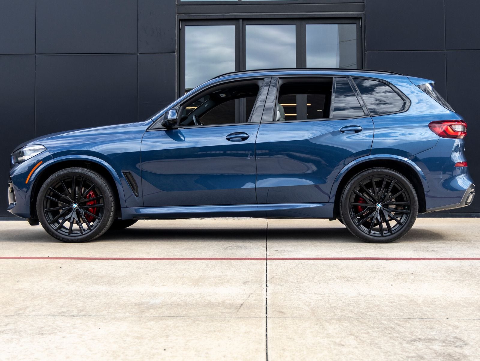 2023 BMW X5 sDrive40i