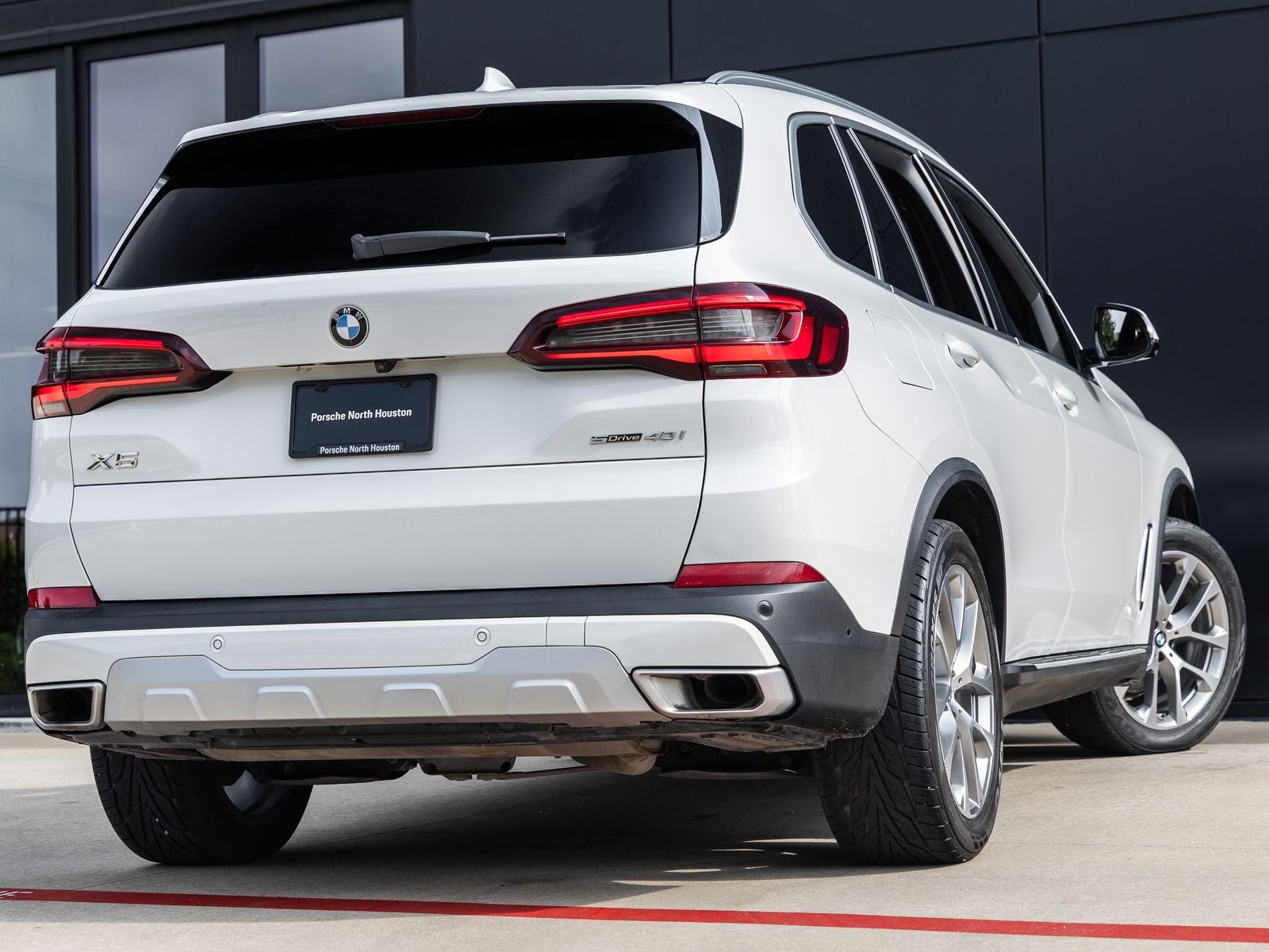 2023 BMW X5 sDrive40i