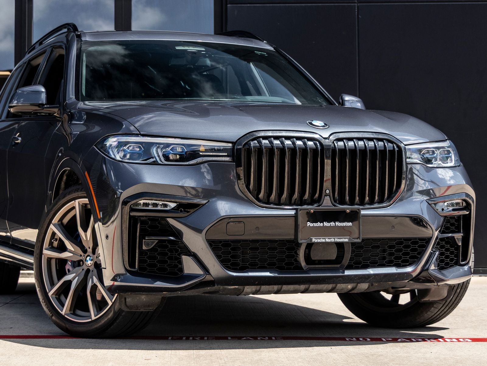 2020 BMW X7 M50i